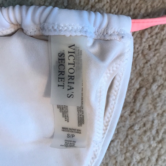 Victoria’s Secret Bathing Suit Top - Picture 3 of 3